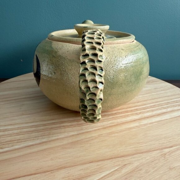 Vintage Studio Art Teapot Signed Tori Henry 94 Textured Handle Abstract Pottery - Picture 3 of 10